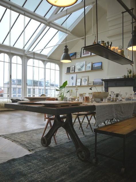 Amsterdam Next City Guide: A sneak peek in The Loft | Munt area Amsterdam Winter, Chalet Design, Loft Stil, Loft Living, Loft Style, The Loft, Casas De Ensueño, Large Windows, City Guide