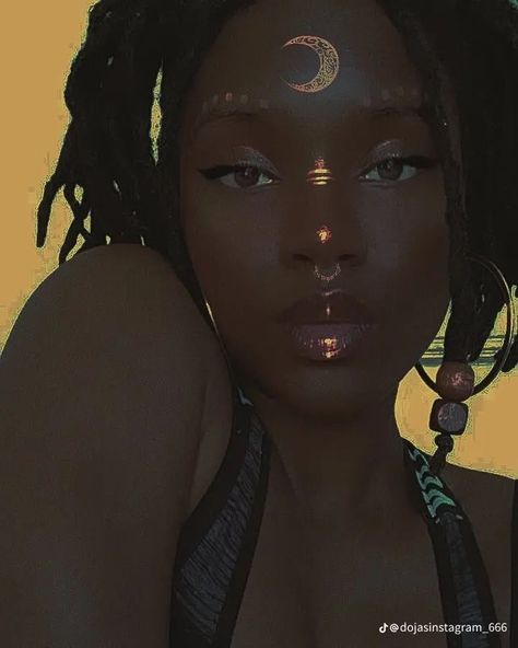 Spiritual Girl Makeup, Moon Aesthetic Makeup, Spiritual Makeup Aesthetic, Goddess Makeup Black Women, Locs Spirituality, Black Fae Aesthetic, Spiritual Makeup, Fairy Locs, Black Fae