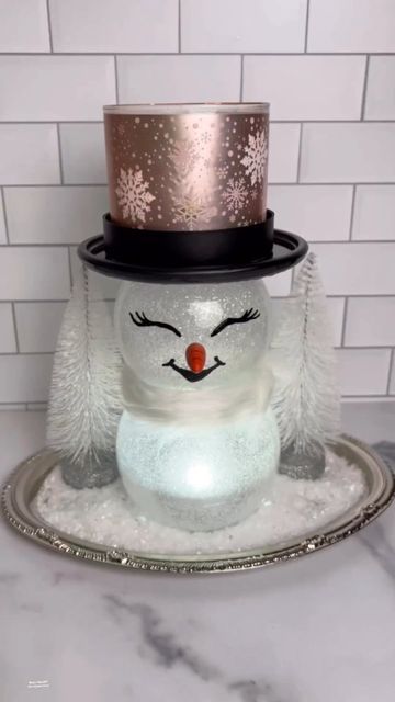 Home Decor & Interior Design on Instagram: "So crazy about this adorable DIY SNOWMAN CANDLE HOLDER by @makeitwithmicah ☃️ Will you be trying this one out soon? 🥰 ❤️Shop beautiful home decor, stunning florals, and Must-Have organization items on my website ISALILYHOME.COM. ❤️ ⠀⠀⠀⠀ Follow @glamdecorista for incredible decor and DIY inspiration ⠀⠀⠀⠀⠀⠀⠀⠀ 👉And be sure to Follow my personal page @amakacunnings for my inspiring home updates and amazing DIYs. Also @isalilyhome, my home decor line 🌸🌸 Diy Tree Collar, Pool Noodle Candles, Diy Gingerbread House, Snowman Candle Holder, Ginger Bread House Diy, Gingerbread Candle, Diy Gingerbread, House Candle Holder, Gingerbread Diy