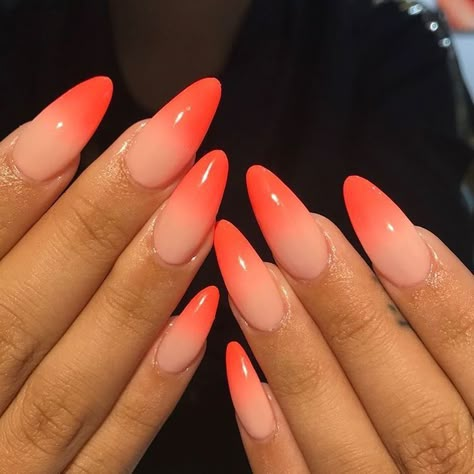 peach ombré nails Peach Ombre Nails, Summer Nails Ideas, Nail 2023, Gel Nail Art Designs, Nail Art Ombre, Cute Gel Nails, Orange Nails, Gel Nail Art, Gel Manicure