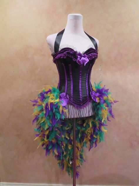 Voodoo Priestess Carnival Queen Mardi Gras Masquerade Party - Etsy Mardi Gras Aesthetic, Mardi Gras Outfits For Women, Mardi Gras Masquerade Party, Mardi Gras Attire, Bottled Happiness, Creole Culture, Mardi Gras Nails, Masquerade Party Dresses, Mardi Gras Dress