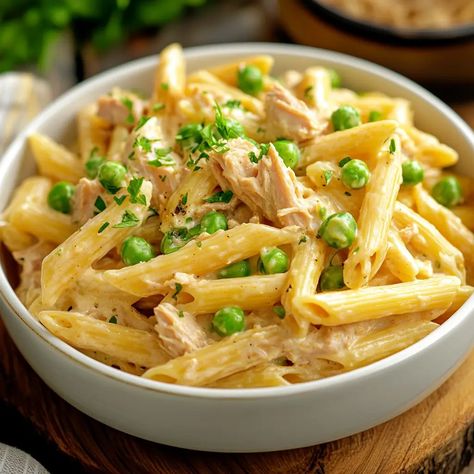 Creamy Tuna Pasta - Cheap Tasty Eats Tuna And Pasta, Creamy Tuna Pasta Bake, Pasta Recipes For Kids, Creamy Tuna Pasta, Healthy Cream Cheese, Tuna Noodle, Tuna Noodle Casserole, Vegetable Snacks, Tuna Pasta