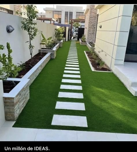 Tares Garden Design, Synthetic Grass Front Yard, Front Yard Design Ideas, Yard Design Ideas, Garden Home Ideas, Yard Landscape Ideas, Garden Front Yard, Front Yard Landscape, Solar Lamps