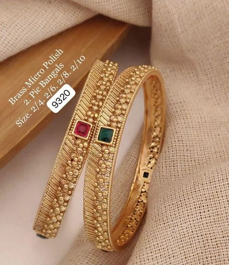 *Brass High Gold Daily Wear Bangles Set. Available Size:* 2.4 2.6 2.8. Price ₹.500/- *Free Shipping.* Cotton Saree Blouse Designs, Cotton Saree Blouse, Bangles Set, Bangle Set, Saree Blouse Designs, May 17, Cotton Saree, Saree Blouse, Blouse Designs