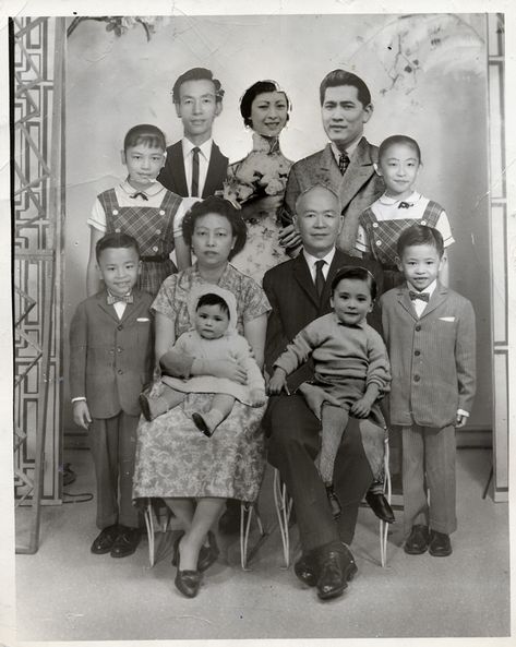 Adapting to the immigration laws that kept them apart, a local photography studio helped the Low family of New York create an impossible family portrait in 1961, by pasting in the faces of missing relatives. Courtesy of Museum of Chinese in America Collection. Chinese Family Photography, Society Problems, Igcse Art, Chinese Family, Snap Pics, Local Photography, Vintage Family, Ellis Island, Chinese History