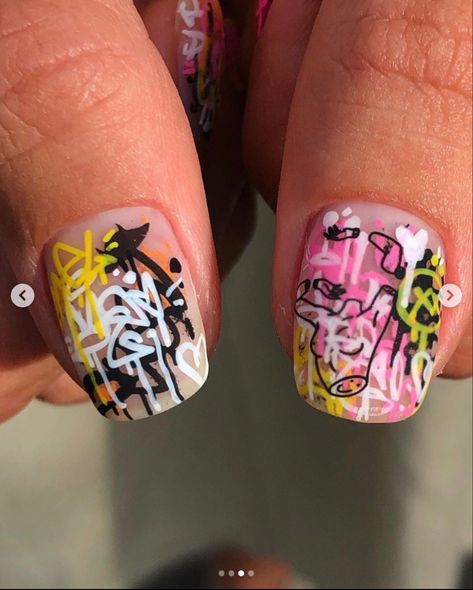 Street Art Nails, Short Nails Colorful, Grafitti Nails, Graffiti Nail Art, Really Short Nails, Harry Potter Nail Art, Winter Nail Art Designs, Graffiti Nails, Nails Colorful