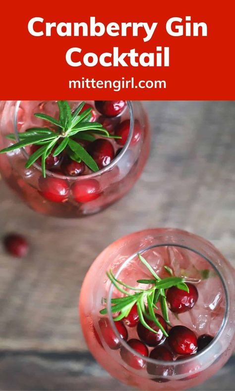 The perfect Christmas cocktail for the holiday season, this cranberry gin cocktail is an easy recipe for entertaining or simply for creating your own holiday cheer. Rosemary Syrup Cocktail, Gin Christmas Cocktail, Cranberry Gin Cocktail, Cranberry Cocktail Recipe, Gin Drink Recipes, Easy Gin Cocktails, Christmas Cocktails Easy, Rosemary Syrup, Rosemary Simple Syrup