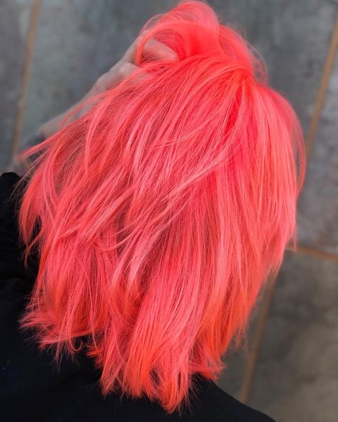 PULPRIOT ARTIST on Instagram: “ELECTRIC 🍑 PEACH on @brydieface  Incase you haven’t seen this beautiful combo Lava and Candy from @pulpriothair anywhere before, you’re…” Coral Hair Color Peaches, Hair Colors Bright, 2023 Haircolor, Coral Hair Color, Peachy Pink Hair, Peach Hair Dye, Hair 2025, Peach Hair Colors, Coral Hair