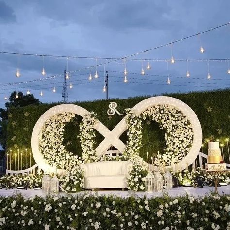 To Infinity & Beyond Unique Wedding Stage Decoration, Infinity Backdrop, Indian Wedding Reception Backdrop, Ring Ceremony Stage Decoration, Reception Stage Decoration Indian Indoor, Reception Decoration Ideas, Cocktail Decor, Night Decoration, Engagement Stage