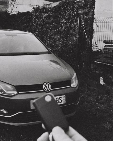 Volkswagen Polo Black, Black Polo Car, Volkswagen Polo Aesthetic, White Mustang, Polo Volkswagen, Polo Car, Aesthetic Car, Momento Mori, Vw Polo