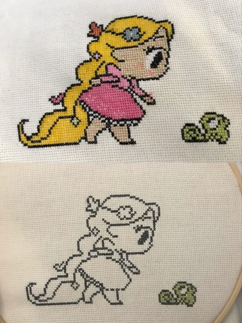 #crossstitch #Rapunzel Rapunzel Embroidery Patterns, Rapunzel Cross Stitch Pattern, Rapunzel Embroidery, Rapunzel Cross Stitch, Princess Crafts, Tangled Rapunzel, Disney Rapunzel, Pola Kristik, Pixel Pattern