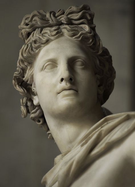 Apollo Belvedere. Detail. Marble. Roman copy (c. 130—140 CE) in marble of a Greek bronze (c. 330—320 BCE), probably by Leochares. Inv. No. 1015. Rome, Vatican Museums, Pio-Clementine Museum, Octagonal Court. (Photo by Sergey Sosnovskiy). Apollo Aesthetic, Apollo Belvedere, Apollo Statue, Rome Vatican, Motifs Art Nouveau, Classical Beauty, Classic Sculpture, Greek Statues, Antique Statue