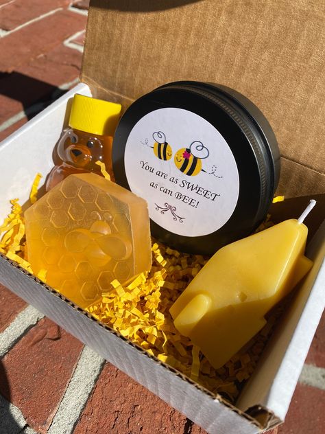 Honey Gift Basket, Bee Basket, Honey Bear Bottle, Bee Candle, Bee Soap, Honey Jar Favors, Candle Shower Favors, Bear Bottle, House Candle