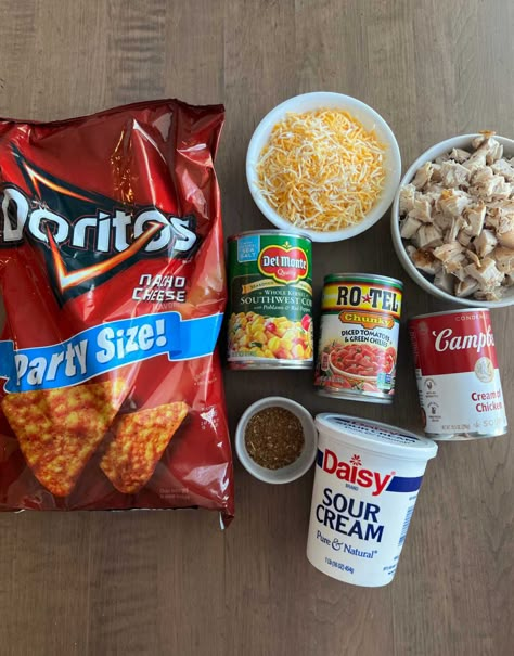 Dorito Recipes, Chicken Dorito Casserole Recipe, Dorito Taco Casserole, Dorito Chicken Casserole, Doritos Recipes, Chicken Dorito Casserole, Recipes Using Rotisserie Chicken, Dorito Chicken, Dorito Casserole