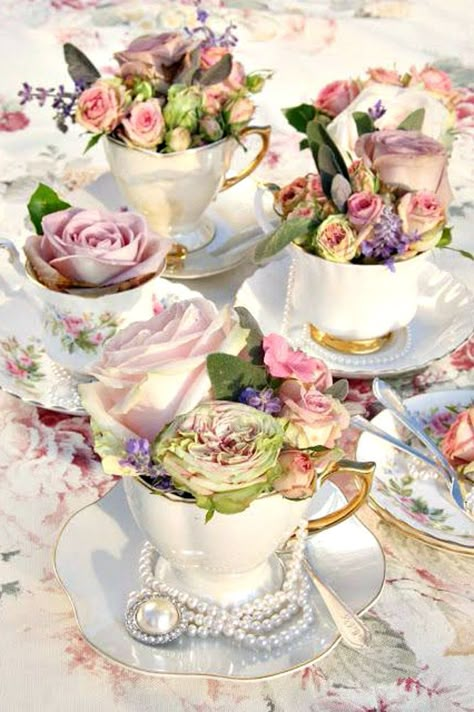 Vintage Teapot And Teacup Wedding Ideas ❤️ See more: http://www.weddingforward.com/vintage-teapot-and-teacup-wedding-ideas/ #weddings Cake Mini, High Tea Party, Love Soft, Soft Colour, Tea Cups And Saucers, Bridal Tea, Vintage Tea Party, Tea Party Bridal Shower, Tea Party Garden