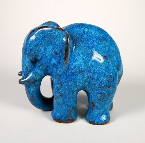 Pottery Elephant made by Schleiss Keramic, Gmunden, Austria Pottery Elephant Ideas, Gmunden Austria, Elephant Ceramics, Elephant Pottery, Pottery Animals, Pottery Houses, Colorful Elephant, Ceramic Elephant, Sculptures Céramiques