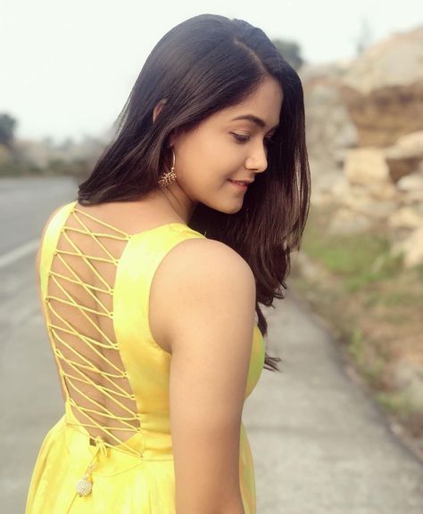 Mokshitha Pai on Instagram: “🌼 Outfit @tieknot_fashions #yellowgown #crisscrossback #mokshithapai #paaruzeekannada” Backless Kurti, Kurti Back Designs, Back Neck Designs For Kurtis, Kurti Back Neck Designs, Backless Outfits, Backless Outfit, Stylish Kurtis Design, Backless Gown, Long Gown Design