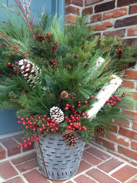 Olive Bucket Fall Decor, Olive Bucket Christmas Decor, Coal Bucket Christmas Decor, Olive Buckets Ideas Decor, Galvanized Bucket Christmas Decor, Christmas Bucket Decor, Christmas Buckets, Christmas Porches, Porch Pots