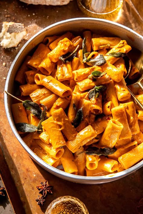 Pumpkin Pasta Alla Vodka. Half Baked Harvest Pizza, Winter Pasta Dishes, Pasta Alla Vodka, Winter Pasta, Half Baked Harvest Recipes, Friendsgiving Food, Vodka Pasta, Alla Vodka, Pumpkin Sauce