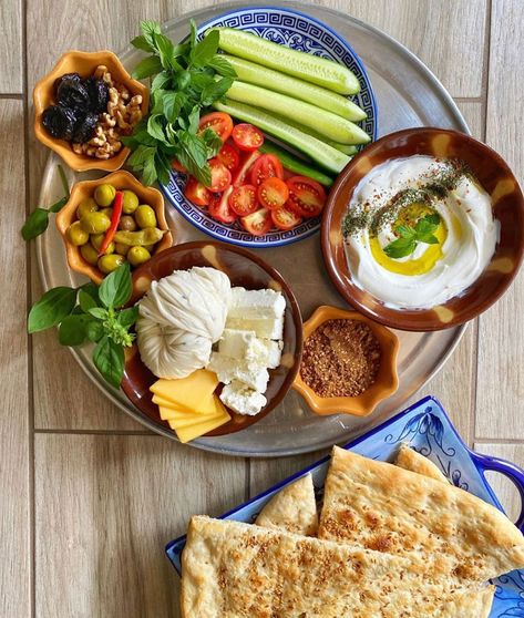 Arab Food on Instagram: “Good morning!! Beautiful breakfast platter by @theeatingexpat 😋😋😋” Arab Breakfast Aesthetic, Turkish Breakfast Platter, Arabic Breakfast Platter, Lebanese Breakfast Ideas, Breakfast Arabic, Arabic Breakfast Ideas, Arab Breakfast, Breakfast Display, Middle Eastern Breakfast