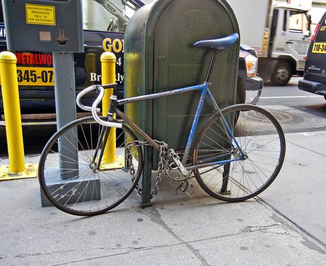 Rat Bike Bicycle, Street Bicycle, Bike Fixie, Bicycle Cafe, Rat Bikes, Gear Bicycle, Road Bike Vintage, Cycling Photography, Bike Details