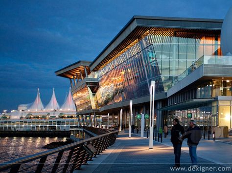 seattle convention center..tilted glass facade Seattle Convention Center, Commercial Facade, Architecture Futuristic, Glass Facade, Skyscraper Architecture, Convention Center, Futuristic Architecture, Green Roof, World Trade Center