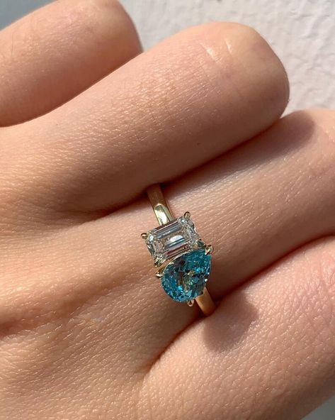 Aquamarine Toi Et Moi Ring, Two Stone Ring, Stone Wedding Ring, Aquamarine Color, Engagement Ring Pear, Pear Cut Engagement Rings, Ring Proposal, Aquamarine Colour, Stone Wedding