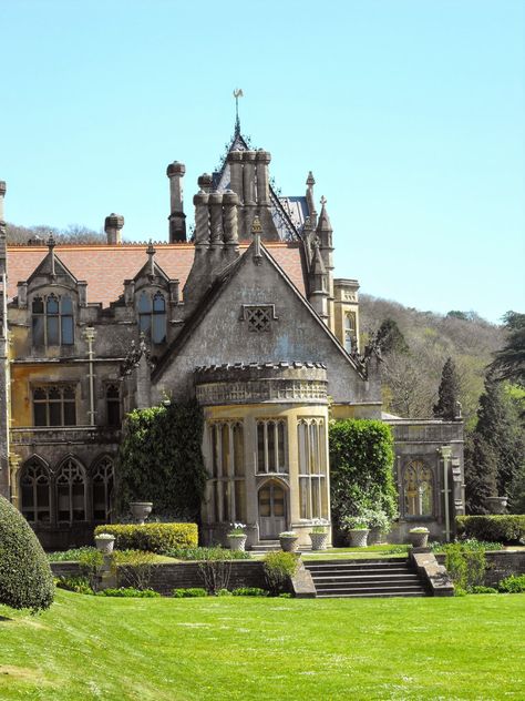 Rich Victorian House, Tyntesfield House Interiors, Tyntesfield House, Manor Exterior, Cottages Uk, Gothic Revival House, British Houses, Gothic Mansion, Victorian Manor