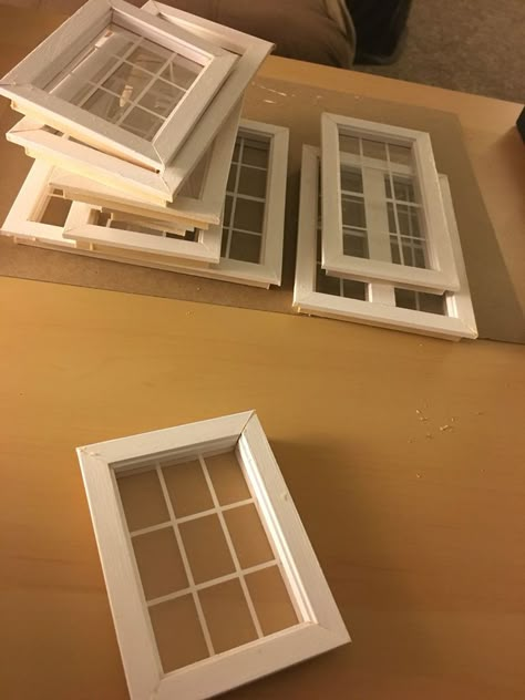 Doll House Windows, Painting Windows, Popsicle Stick Crafts House, Diy Barbie House, Architecture Life, Doll Furniture Diy, Diy Barbie Furniture, Doll House Plans, Mini Doll House