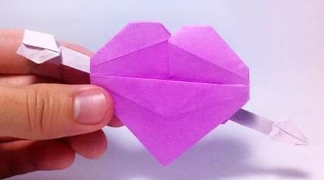 10 Easy, Last-Minute Origami Projects for Valentine's Day « Origami :: WonderHowTo Valentines Origami, Origami Projects, Origami Models, Heart Shaped Valentines, Valentine Cupid, Paper Craft Tutorials, Book Origami, Origami Design, Heart Flower