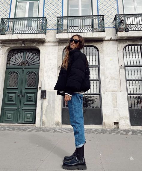 Chelsea Boots Outfit, Outfit Botas, Winter Boots Outfits, Outfits Cold, Trending Boots, Looks Street Style, Mode Inspo, 가을 패션, Chelsea Boot