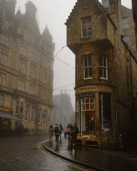 Foggy Street, Edinburgh Aesthetic, Cobblestone Road, Overcast Weather, Scotland Aesthetic, Old Town Edinburgh, Terrence Loves You, Moody Aesthetic, Chilly Morning