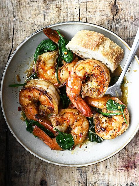 Sauteed Shrimp Recipe, Butter Garlic Shrimp, High Protein Breakfasts, Protein Breakfasts, Diner Recept, Sauteed Shrimp, Garlic Butter Shrimp, Butter Shrimp, Garlic Shrimp