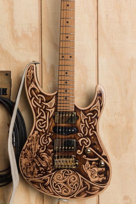 Guitar Customization, Custom Guitar Paint, Guitar Design Ideas, Guitar Design Art, Cool Guitar Designs, Custom Acoustic Guitar Art, Guitar Art Diy, Custom Acoustic Guitar Design, Weaponized Guitar Art