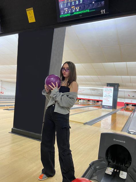 idea for instagram pics at bowling #bowling #pics #photoshoot #photosideas #inspiration #instagram Bowling Inspo Pics, Outfits To Go Bowling In, Cute Outfits For Bowling Date, Bowling Fits Aesthetic, Date Night Outfit Bowling, Bowling Photoshoot Picture Ideas, Hinge Photo Ideas, Bowling Poses Picture Ideas, Bowling Alley Pictures