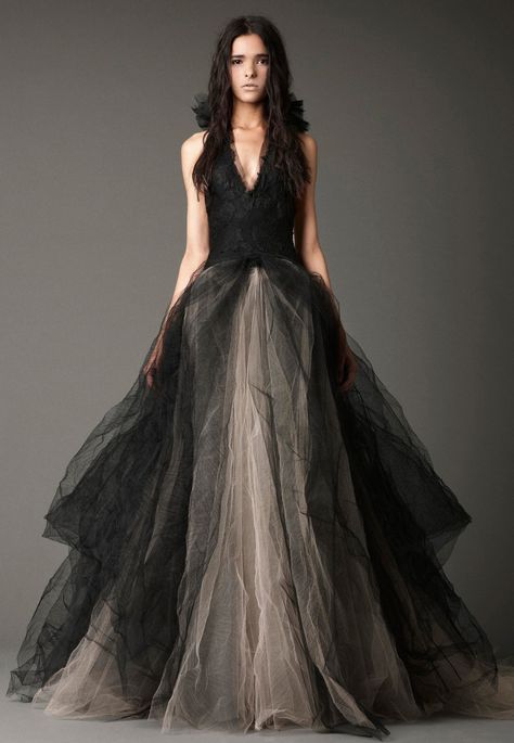 Wedding Dresses, Bridal Gowns by Vera Wang | Iconic Presenting the Vera Wang Iconic Bridal Collection. Browse, print, and share these wedding dresses. Formal Goth, Vera Wang Wedding, Evening Dress Long, Wedding Dresses Vera Wang, 파티 드레스, Wedding Chair, China Dress, Wedding Dress Trends, Gothic Wedding