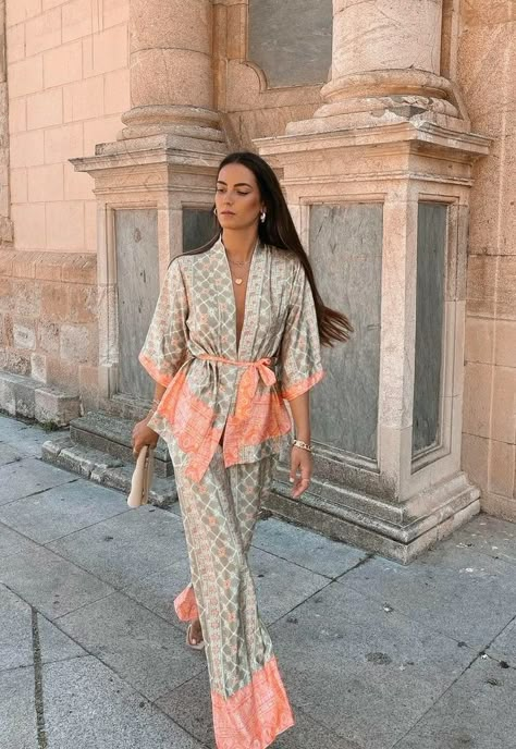 Modern Boho Fashion, Elegantes Outfit Damen, Kimono Set, Pijamas Women, Mode Kimono, Stil Boho, Looks Chic, Work Outfits Women, Outfits Women