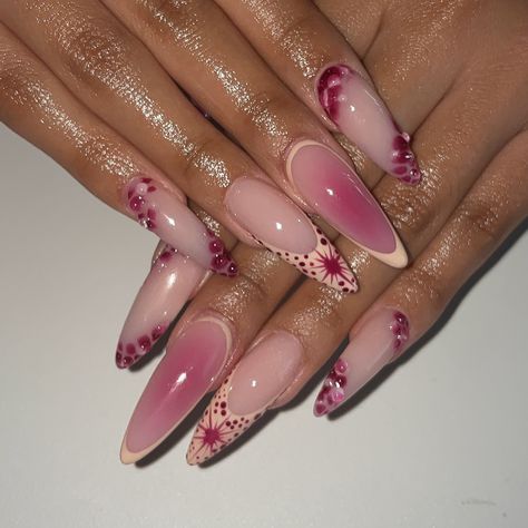 🌸�🌺🪷⭐️ . . #goldnails #longnails #almondnails #whitenails #nudenails #nails #nailstyle #squarenails #pinkfrenchnails #nailinspo #hellokittynails #valentinobeautypure #lanails #nailtech #nailart #whitenails #ombrenails airbrushnails #glitternails #pinknails #chromenails Pink Fall Nail Ideas, Libra Birthday Nails, Libra Nails, Seashell Nails, Acrylic Nails Almond Shape, How To Grow Nails, Girly Acrylic Nails, Pretty Gel Nails, Summery Nails