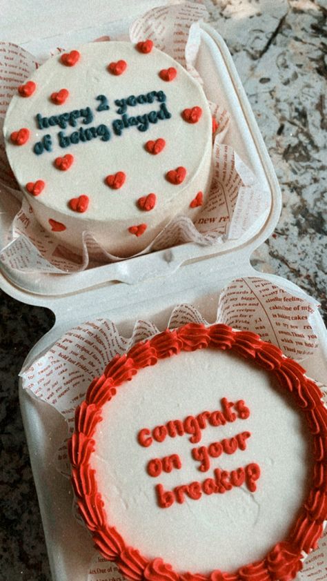 Single Cake Designs, Breakup Cake For Friend, To New Beginnings Cake, No Contact Cake, Congrats On Your Breakup, Divorce Cakes For Women, Break Up Cake, Asthetic Cakes, Breakup Cake