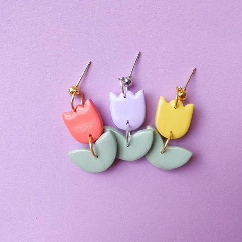 Flower Clay Earrings, Clay Easter, Crea Fimo, Flower Clay, Diy Earrings Polymer Clay, Handmade Clay Jewelry, Polymer Earrings, Polymer Clay Jewelry Diy, Cute Polymer Clay