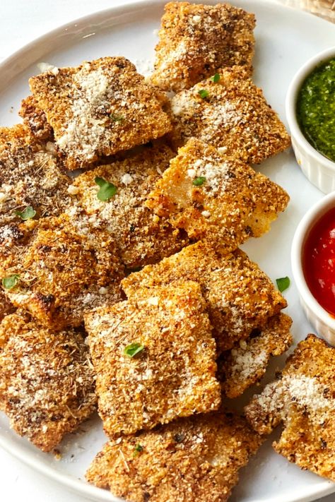 Gluten Free Dairy Free Ravioli, Dairy Free Ravioli, Gluten Free Ravioli Recipe, Gluten Free Ravioli, Vegan Ravioli, Toasted Ravioli, High Protein Dinner, Gluten Free Bread Crumbs, Ravioli Recipe