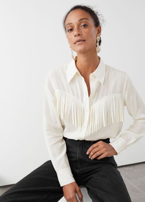 Button Up Fringe Shirt - White - Shirts - & Other Stories Jil Sander Dress, Fringe Shirt, Leather Trend, Looks Country, Straight Clothes, Chic Shirts, Simply Chic, Milan Fashion Weeks, Leather Outfit