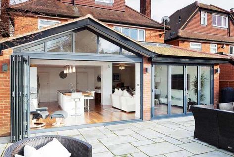 Conservatory Kitchen Ideas, Kitchen Extension Layout, Rear Extension Ideas, Bungalow Extensions, Conservatory Kitchen, Single Storey Extension, Kitchen Diner Extension, House Extension Plans, Room Extensions