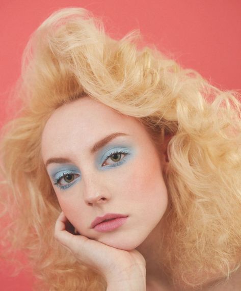 'Sweet Dreams' in Nylon February 2017 by Anairam 80s Makeup Trends, 80s Hair And Makeup, Mat Makeup, 80s Makeup Looks, 80’s Makeup, 1980s Makeup, Black Haircut Styles, 80s Makeup, Nylon Magazine