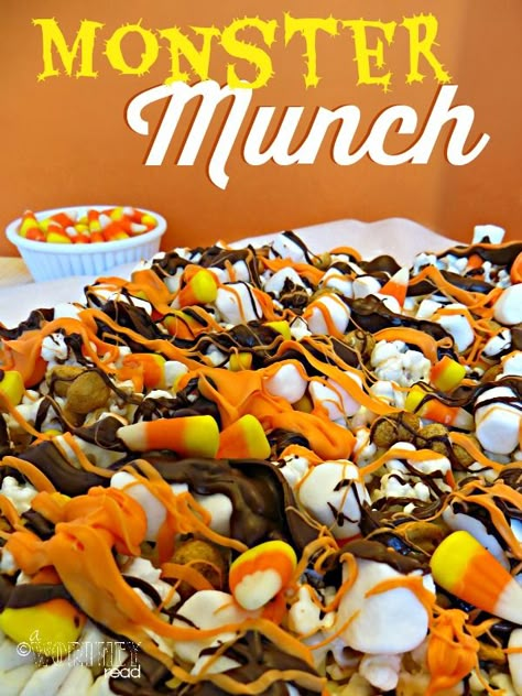 Monster Crunch, Monday Halloween, Halloween Popcorn, Popcorn Treat, Monster Munch, Halloween Food Treats, Halloween Treats Easy, Halloween Goodies, Halloween Monster