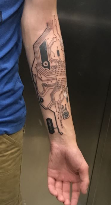 Circuit Board Tattoo, Arm Tattoos Women, Computer Tattoo, Circuit Tattoo, Biomech Tattoo, Electronic Tattoo, Tech Tattoo, Cyberpunk Tattoo, Computer Circuit