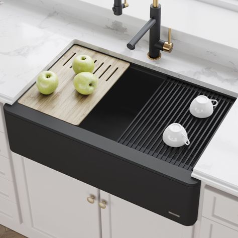 Workstation Sinks 33" Flat Apron Front Granite Quartz Composite Single Bowl Kitchen Sink in Black KGF1-33BLACK Composite Kitchen Sinks, Apron Front Kitchen Sink, Fireclay Farmhouse Sink, Apron Sink Kitchen, Black Farmhouse, Black Sink, Architecture 3d, Classic Kitchen, Single Bowl Kitchen Sink