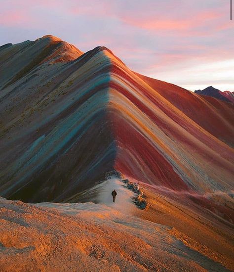 Red Valley, Rainbow Mountains Peru, Sacred Mountain, Rainbow Mountain, Nature Color Palette, Peru Travel, Machu Picchu, Beautiful Places To Travel, Supercars