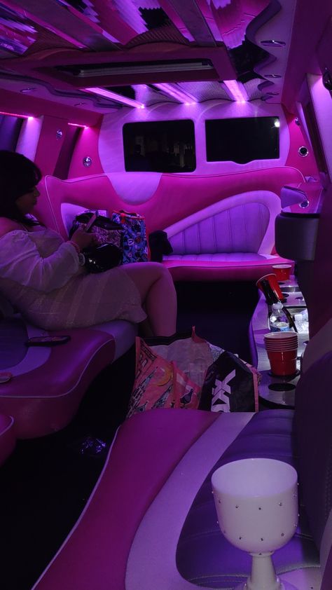 Limo Interior, Pink Limo, Ride Aesthetic, Limo Ride, Funny Twitter Posts, Twitter Posts, Funny Twitter, Twitter, Funny