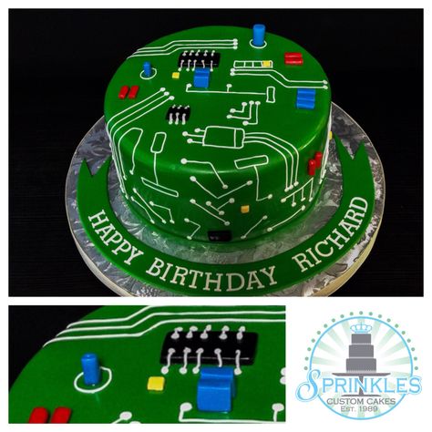 Motherboard Cake, Computer Cake, Science Cake, Electronic Wedding Invitations, Electronic Packaging, Buckwheat Cake, Cake Easy, Electronic Circuit Projects, Electronics Mini Projects